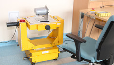 Sala VD-24 (Widok na stół do kalibraccji lotniczych układów lotniczych)